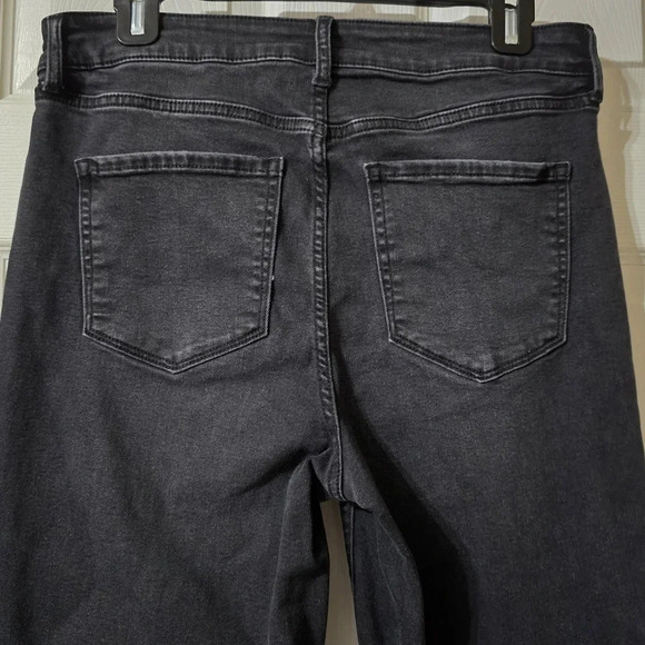 Nine West High Waist Slim Straight Sculpting Jeans, Black Wash, Stretch, EUC! - Picture 8 of 10